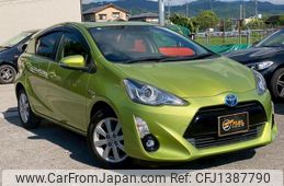 toyota aqua 2015 GOO_JP_700070884830250618003