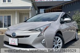 toyota prius 2018 CFJ1639529