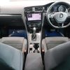 volkswagen golf 2017 quick_quick_AUCPT_WVWZZZAUZJW030429 image 3