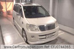 toyota noah 2003 -TOYOTA 【足立 301ﾕ2055】--Noah AZR60G-0246523---TOYOTA 【足立 301ﾕ2055】--Noah AZR60G-0246523-