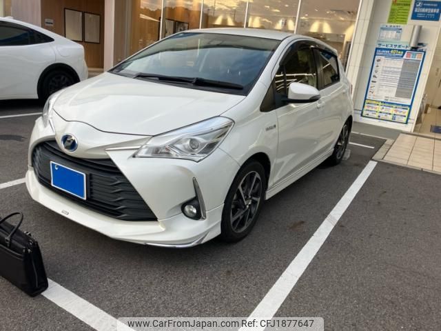 toyota vitz 2017 CFJ1877647 image 2