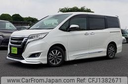 toyota esquire 2017 -TOYOTA--Esquire DBA-ZRR80G--ZRR80-0371137---TOYOTA--Esquire DBA-ZRR80G--ZRR80-0371137-