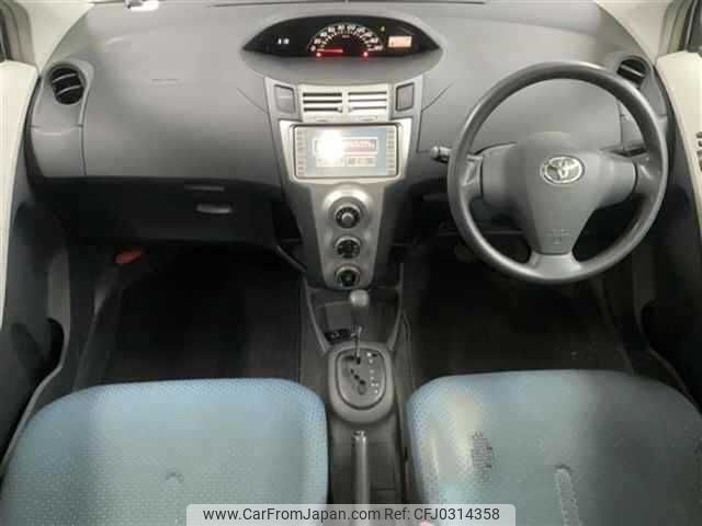 toyota vitz 2005 TE018 image 2