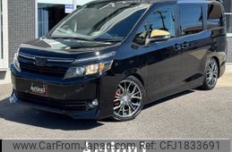 toyota voxy 2015 CFJ1833691