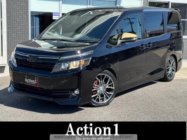 toyota voxy 2015 CFJ1833691 image 1