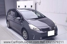 toyota prius-α 2014 CFJ1579211