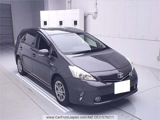 toyota prius-α 2014 CFJ1579211 image 1