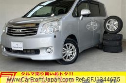 toyota noah 2012 -TOYOTA--Noah DBA-ZRR75G--ZRR75-0098818---TOYOTA--Noah DBA-ZRR75G--ZRR75-0098818-