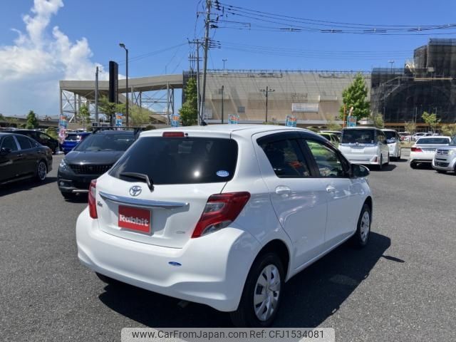 toyota vitz 2016 CFJ1534081 image 2