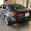 lexus is 2017 CFJ1586791 image 2