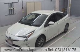 toyota prius 2017 CFJ1816175