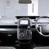 toyota noah 2012 S12637 image 7