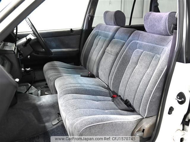 1998 Toyota Crown Station Wagon JZS130G - Car Price $19,909