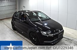 volkswagen polo 2015 -VOLKSWAGEN--VW Polo 6RCJZ--WVWZZZ6RZFU044053---VOLKSWAGEN--VW Polo 6RCJZ--WVWZZZ6RZFU044053-