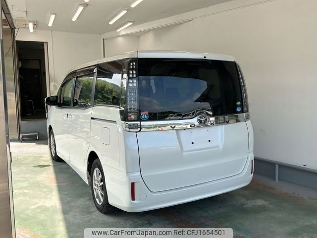 toyota voxy 2015 CFJ1654501 image 2