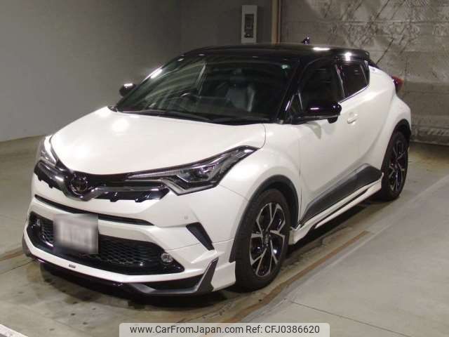 toyota c-hr 2018 -TOYOTA--C-HR DBA-NGX10--NGX10-2003991---TOYOTA--C-HR DBA-NGX10--NGX10-2003991- image 1