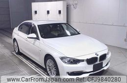 bmw 3-series 2013 -BMW--BMW 3 Series 3B20--0NP52471---BMW--BMW 3 Series 3B20--0NP52471-