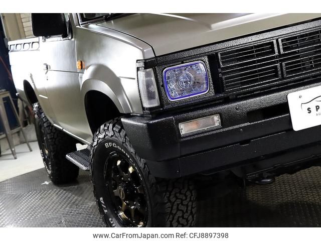 nissan datsun-pickup 1987 CFJ8897398 image 2