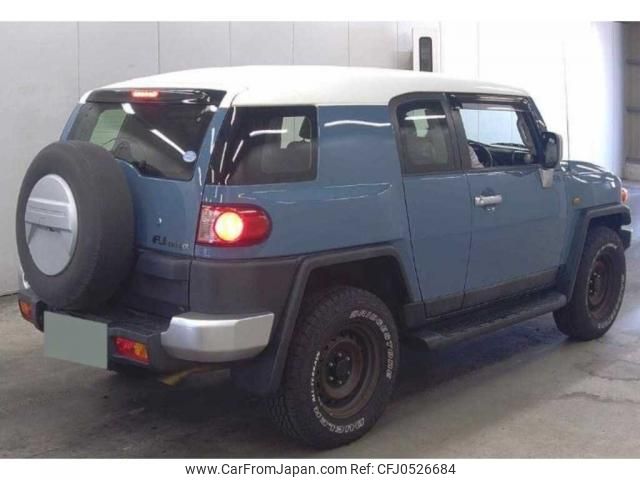 toyota fj-cruiser 2013 quick_quick_CBA-GSJ15W_0125490 image 2