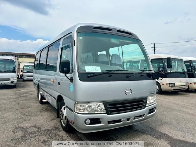hino liesse 2013 CFJ1603977 image 2