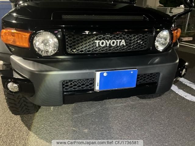 toyota fj-cruiser 2016 CFJ1736581 image 2