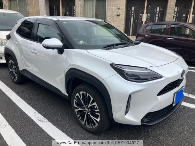 toyota yaris-cross 2025 CFJ1904527 image 2