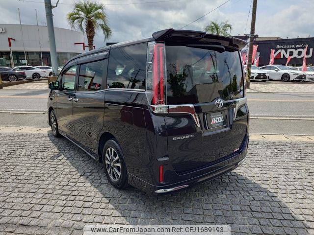toyota esquire 2018 CFJ1689193 image 2