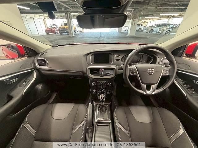 volvo v40 2018 CFJ1853561 image 2