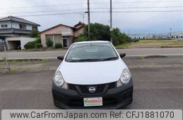 nissan ad 2018 CFJ1881070