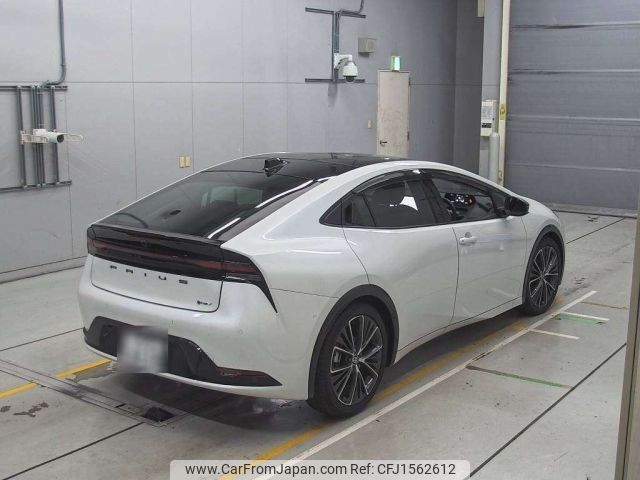 toyota prius 2023 CFJ1562612 image 2