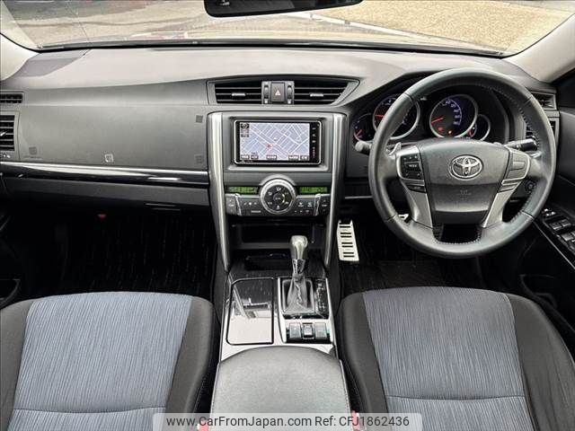toyota mark-x 2012 CFJ1862436 image 2