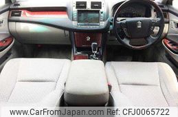 toyota crown 2008 504928-923022