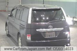 toyota isis 2013 TE359