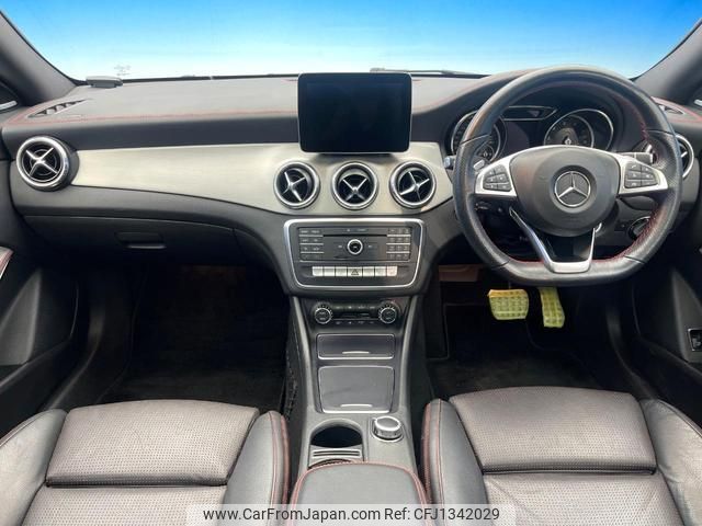 mercedes-benz cla-class 2017 quick_quick_117342_WDD1173422N475796 image 2