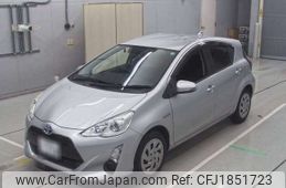 toyota aqua 2016 CFJ1851723