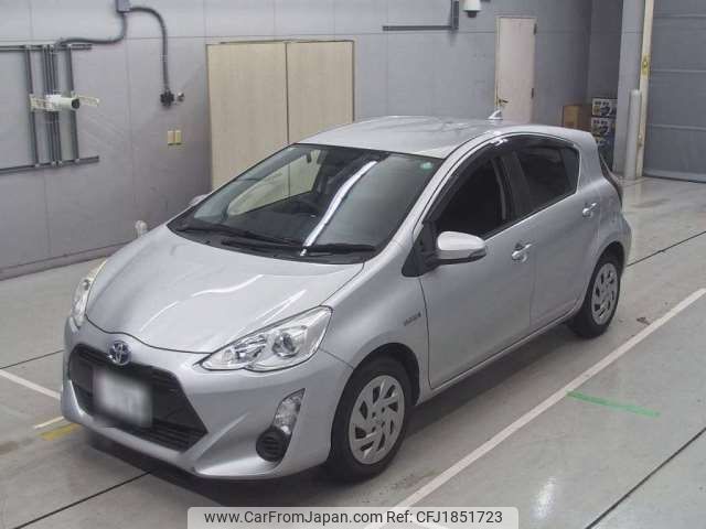 toyota aqua 2016 CFJ1851723 image 1