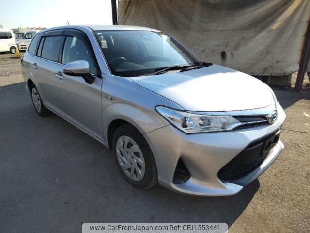 toyota corolla-fielder 2018 CFJ1553441 image 2