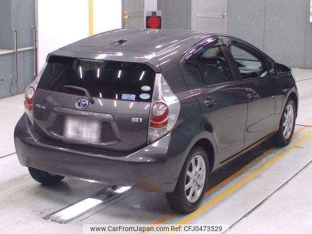 toyota aqua 2013 -TOYOTA 【一宮 500ﾆ9617】--AQUA DAA-NHP10--NHP10-6124180---TOYOTA 【一宮 500ﾆ9617】--AQUA DAA-NHP10--NHP10-6124180- image 2