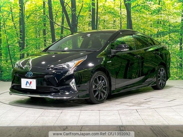 toyota prius 2018 -TOYOTA--Prius DAA-ZVW55--ZVW55-8063813---TOYOTA--Prius DAA-ZVW55--ZVW55-8063813- image 2