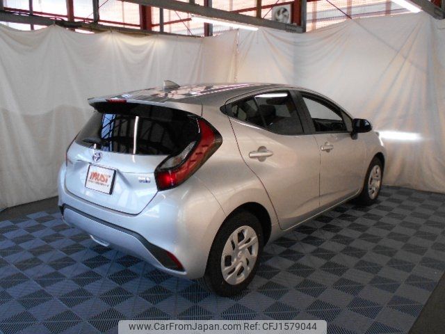 toyota aqua 2024 CFJ1579044 image 2