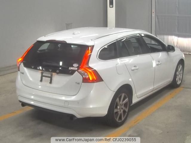 volvo v60 2015 -VOLVO--Volvo V60 YV1FW485BF1237236---VOLVO--Volvo V60 YV1FW485BF1237236- image 2