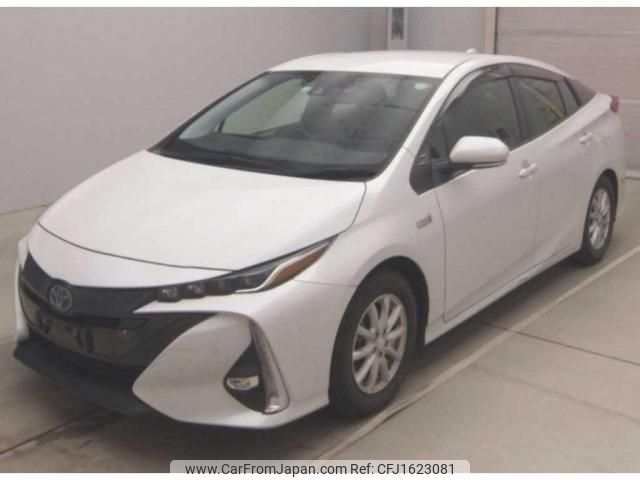 toyota prius-phv 2022 CFJ1623081 image 1