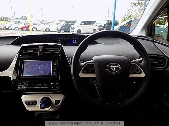 toyota prius 2017 -TOYOTA--Prius DAA-ZVW50--ZVW50-6092030---TOYOTA--Prius DAA-ZVW50--ZVW50-6092030- image 2