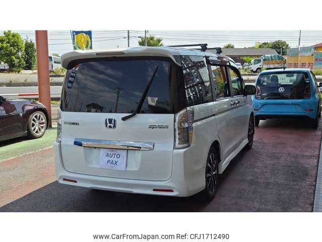 honda stepwagon 2013 CFJ1712490 image 2
