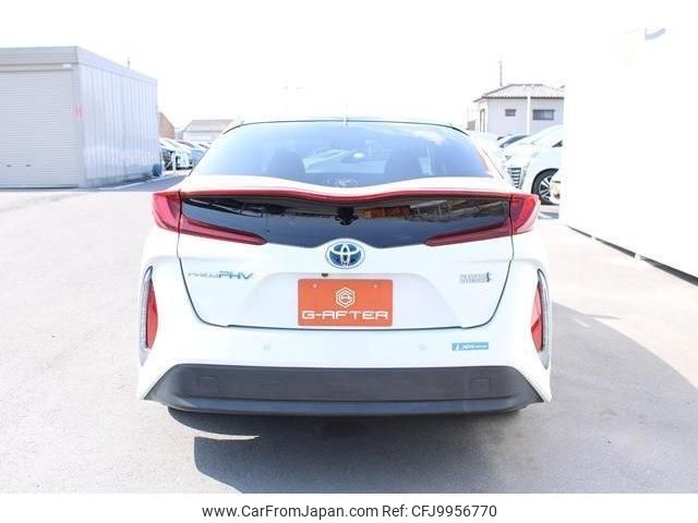 toyota prius-phv 2017 quick_quick_DLA-ZVW52_ZVW52-3014471 image 2