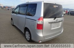 toyota noah 2009 NIKYO_CK49772