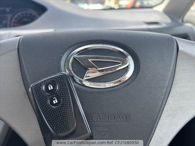daihatsu move 2011 CFJ1680950 image 2