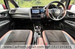 honda fit-hybrid 2018 CFJ1392415