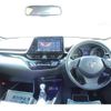 toyota c-hr 2017 quick_quick_DAA-ZYX10_ZYX10-2097335 image 17