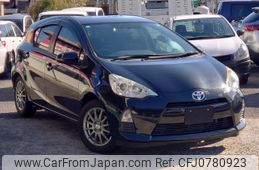 toyota aqua 2013 -TOYOTA--AQUA NHP10--NHP10-6207597---TOYOTA--AQUA NHP10--NHP10-6207597-